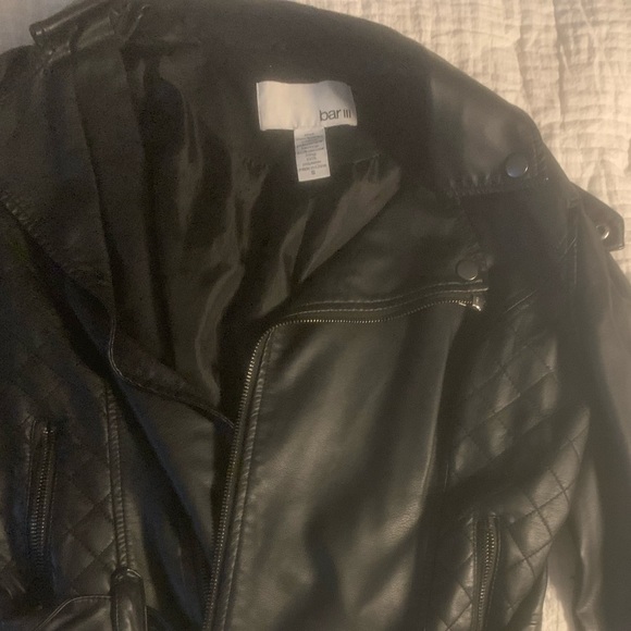 Leather jacket - Picture 2 of 4